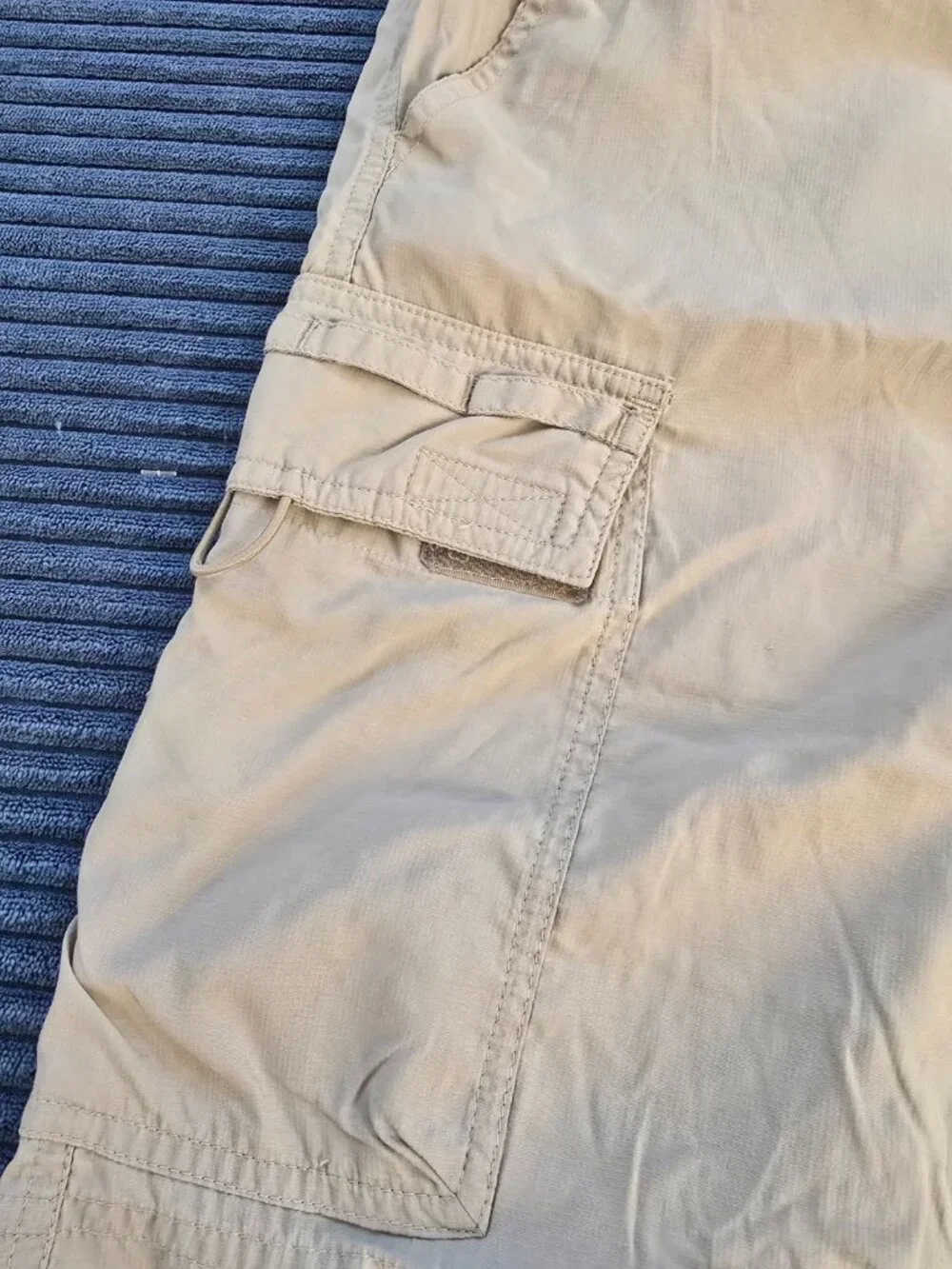The North Face Men's Size Large Regular Beige Khaki Outdoor Hiking Shorts